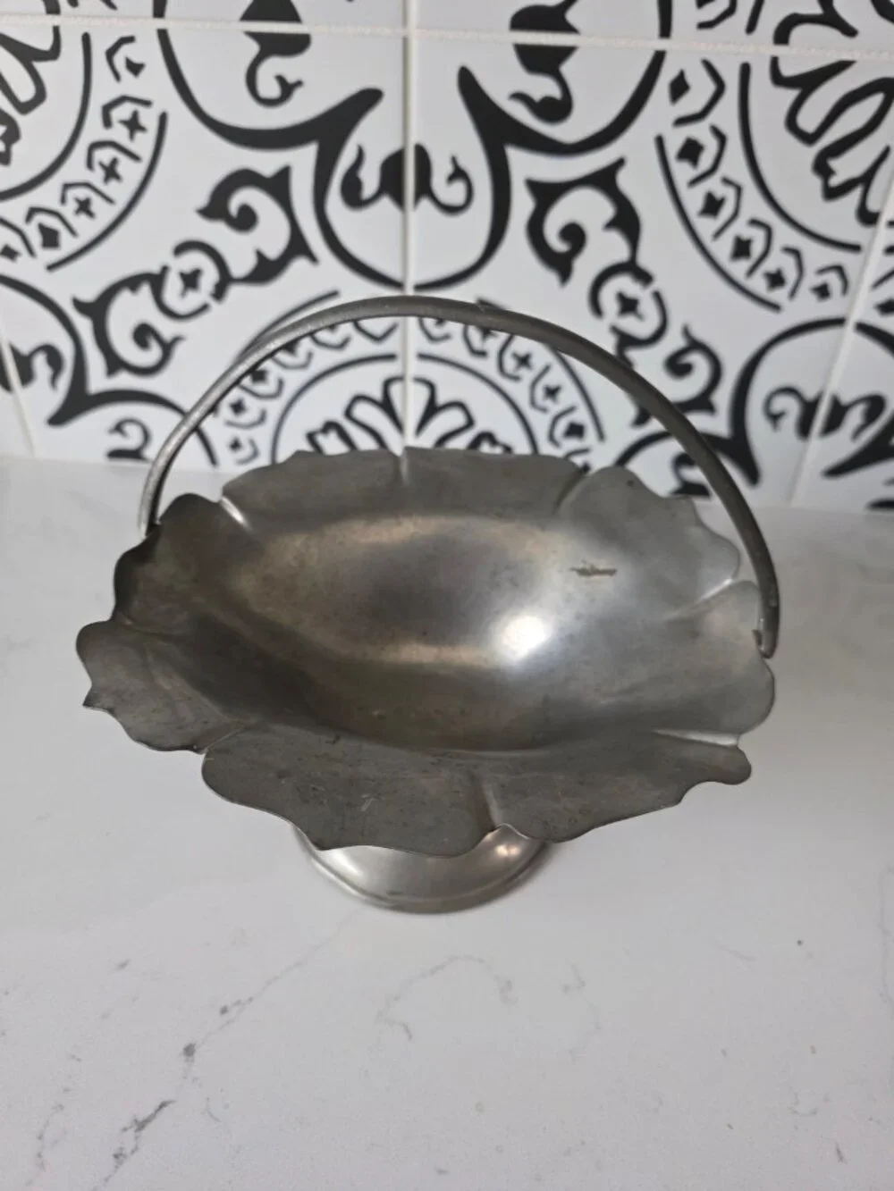 Vintage Silver Tone Pedestal Basket Scalloped Rim Swing Handle Footed Dish